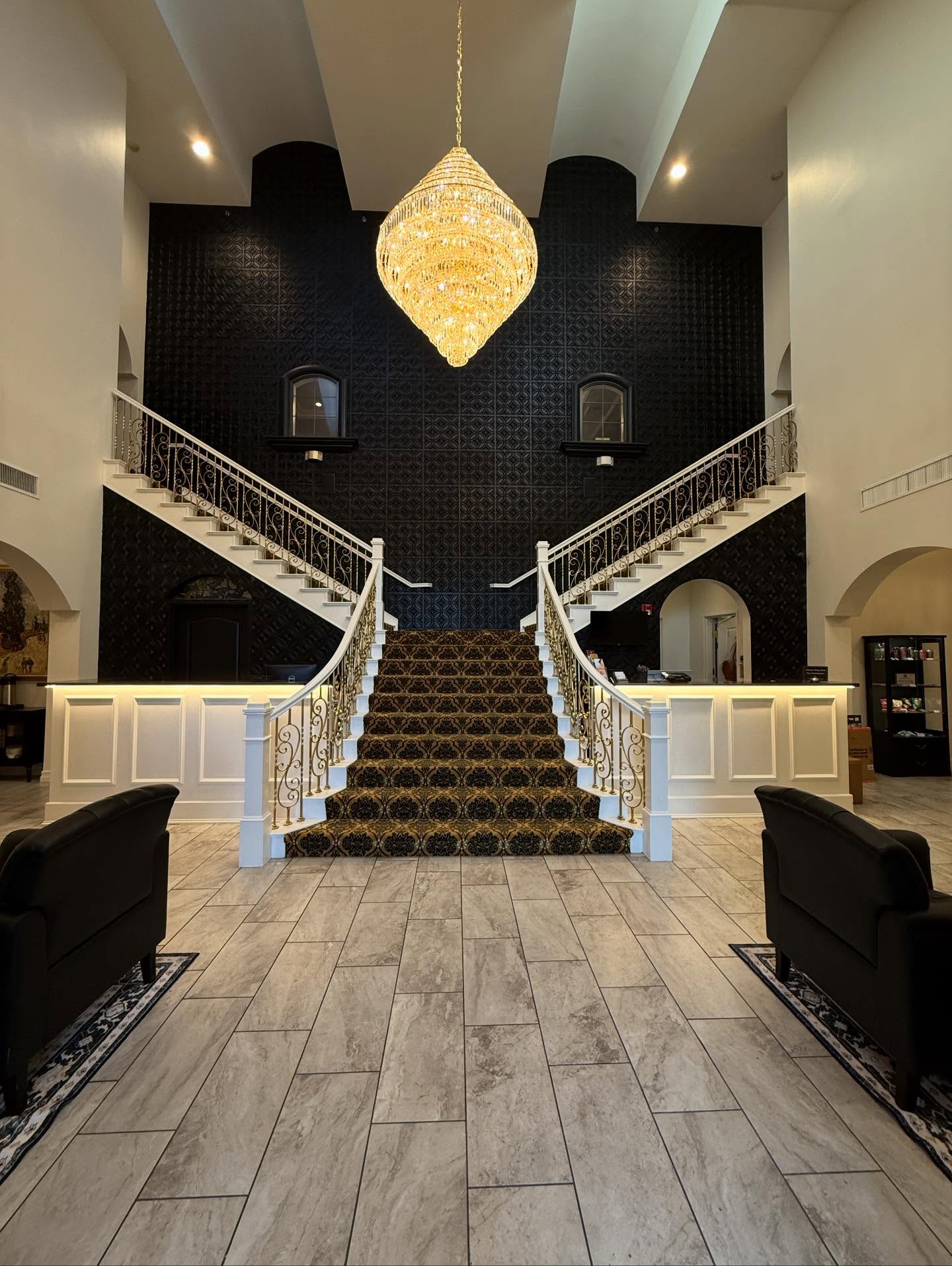 Chateau Avalon Hotel Spa and d'Nile Lounge